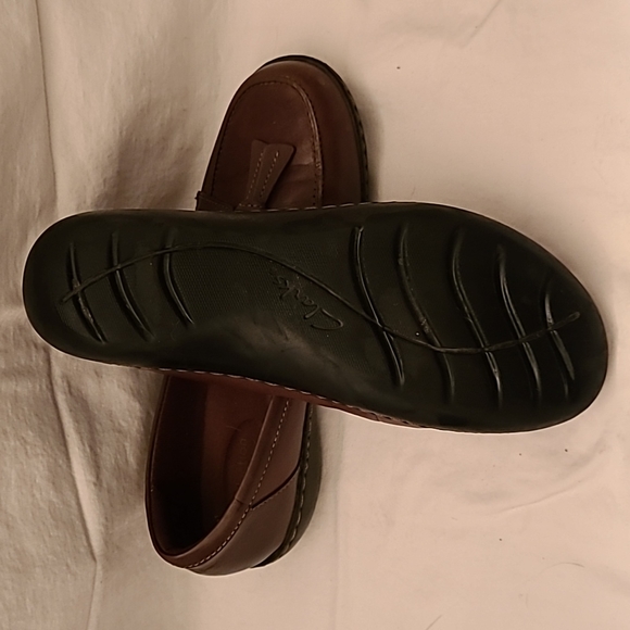 Clark's Leather Shoes - Picture 4 of 5